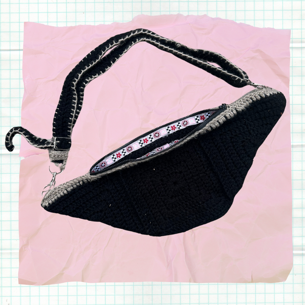 Ramona Crossbody Bag - Licorice/Oatmeal